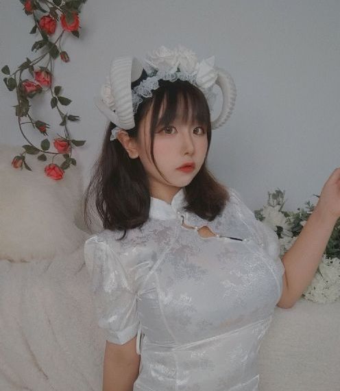 年轻的秘书