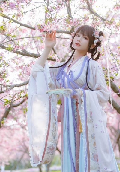 坎贝奇三部曲在线观看