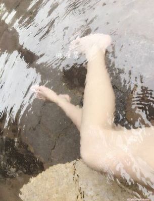 《春色寄情人》电视剧